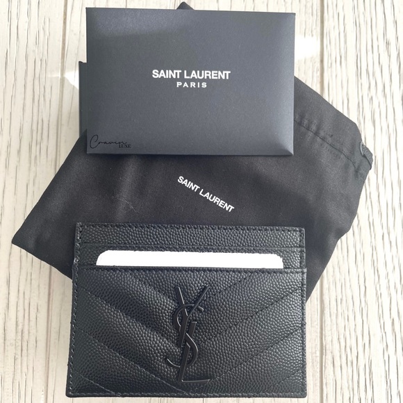 ❌❌ SOLD ❌❌New Saint Laurent Card Holder - Picture 3 of 9